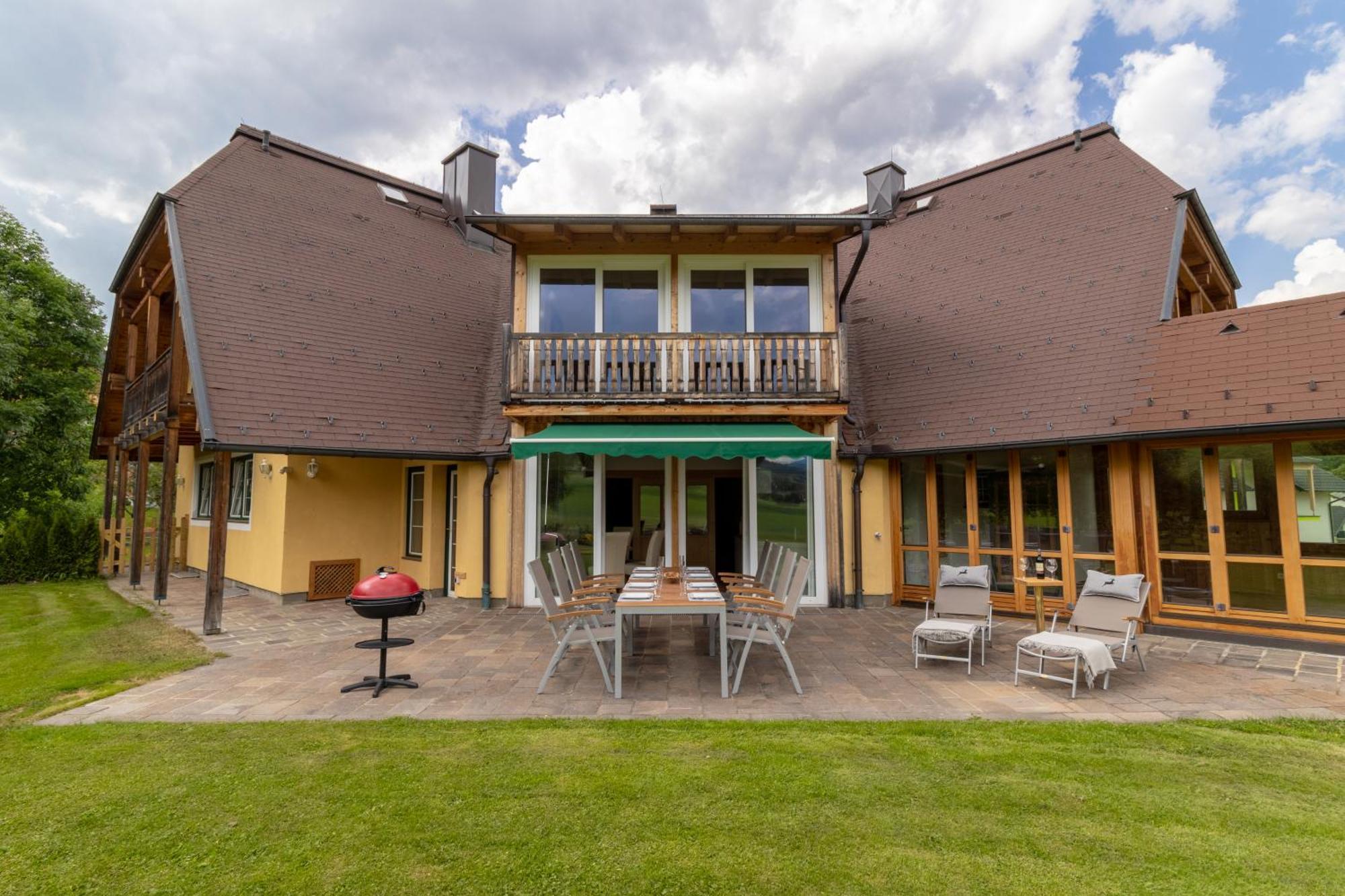 Lungauer Baerensuiten Mauterndorf  Buitenkant foto
